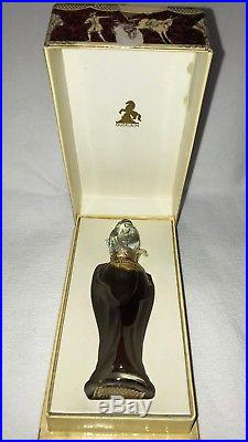 1950's Vintage Guerlain Mitsouko Perfume Rosebud / Amphora Bottle in Box
