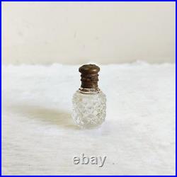 19c Vintage Victorian Beautiful Design Clear Glass Perfume Bottle Collectible