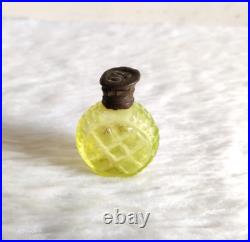 19c Vintage Victorian Neon Green Color Glass Perfume Bottle Collectible GL553