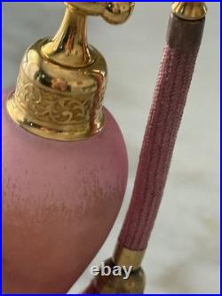 2 Vintage Glass Perfume Atomizer Bottles with Squeeze Bulbs Pink Frosted & Blue