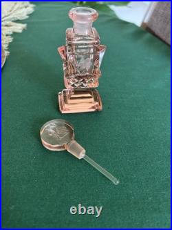 Art Deco Vintage Pink Intaglio Perfume Bottle Excellent Condition. Intaglio Top