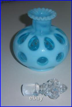 FENTON VINTAGE VERY RARE BLUE OPALESCENT COIN DOT PERFUME BOTTLE c. 1940-1949