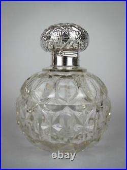 Large Sterling Silver & Cut Glass Scent Bottle by William Hutton & Sons, 1902