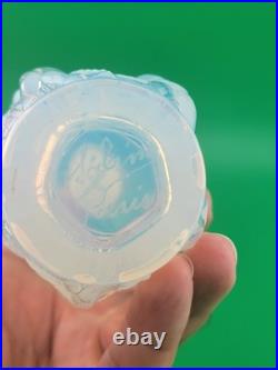 New Vintage Sabino Opalescent Art Glass Perfume Scent Bottle Nudes France
