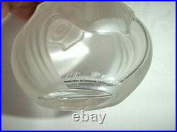 Quality Vintage Signed Lalique Glass Scent/Perfume Bottle with glass stopper
