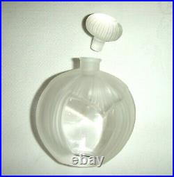 Quality Vintage Signed Lalique Glass Scent/Perfume Bottle with glass stopper