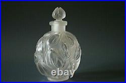 Rene Lalique Jaytho Glass Scent Bottle Circa 1927