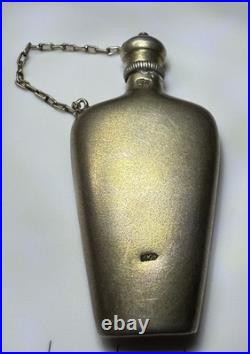USSR 875 Silver Perfume Flask Scent Bottle Floral Engraved 13.7g Vintage