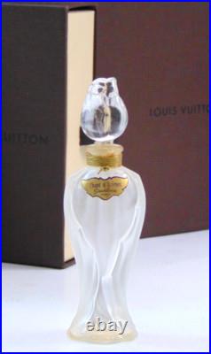 Vintage AntiqueGuerlain CHANT D'AROMES Perfume Bottle w Rosebud Stopper 1950's Vintage AntiqueGuerlain CHANT D'AROMES Perfume Bottle w Rosebud Stopper 1950's