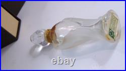 Vintage AntiqueGuerlain CHANT D'AROMES Perfume Bottle w Rosebud Stopper 1950's Vintage AntiqueGuerlain CHANT D'AROMES Perfume Bottle w Rosebud Stopper 1950's