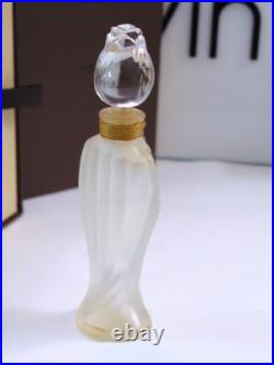 Vintage AntiqueGuerlain CHANT D'AROMES Perfume Bottle w Rosebud Stopper 1950's Vintage AntiqueGuerlain CHANT D'AROMES Perfume Bottle w Rosebud Stopper 1950's