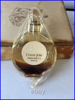 Vintage Coeur Joie Crystal Lalique Perfume Bottle Nina Ricci Box 1/2 Oz As Is Vintage Coeur Joie Crystal Lalique Perfume Bottle Nina Ricci Box 1/2 Oz As Is
