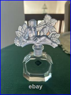 Vintage Desna Czech Perfume Bottle. Lavender Figural Nude Stopper