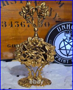 Vintage Hollywood Regency Gold Tone Lily Floral Perfume Bottle with Glass Dauber