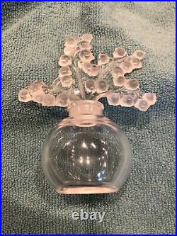 Vintage Lalique crystal Clairfontaine perfume bottle signedwith floral stopper
