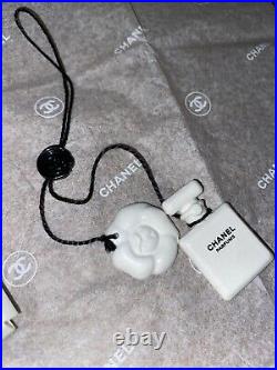 Vintage PERFUME ME WITH CHANEL CERAMIC Camellia & Bottle DIFFUSER Charm Rare VIP