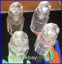 Vintage Perfume Bottle Holder Casket Etched Beveled Glass Panels With Bottles