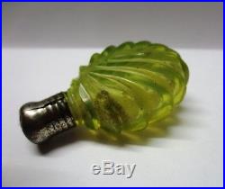 Vintage Rare Uranium Glass Unique Shape Perfume Scent Vinaigrette Bottle V84
