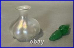 Vintage Steuben Verre de Soie Art Glass Perfume Bottle with Jade Green Stopper