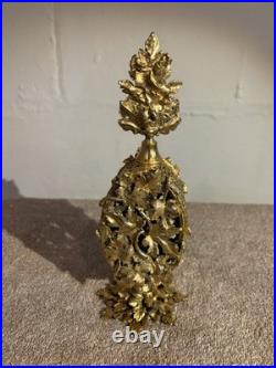 Vintage Stylebuilt perfume bottle with gold filigree