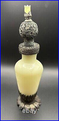 Vintage White Jade Chinese Handmade Perfume Bottle Etched Floral Deco