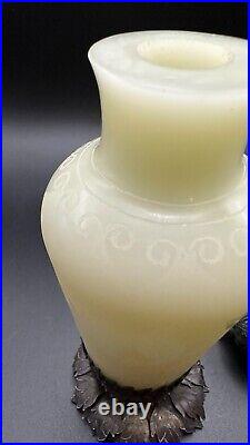 Vintage White Jade Chinese Handmade Perfume Bottle Etched Floral Deco