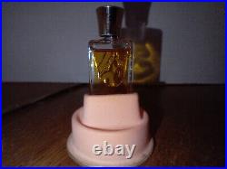 White Shoulders Evyan Perfumes 7,4 ml. 1/4 oz. Vintage 1970. Bottle With Box